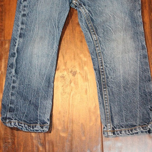 3/$20 🏷 Oshkosh Boys Jeans Size 2T - Picture 3 of 3